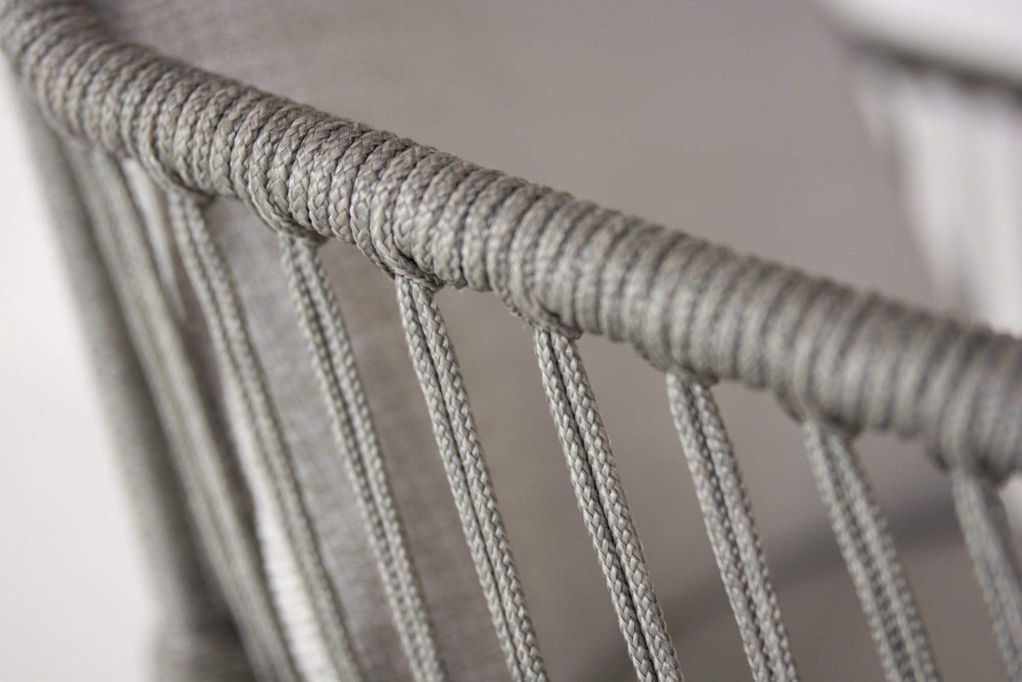 Sempre_dining_chair_anthracite_-_silver_grey_detail_04.jpg